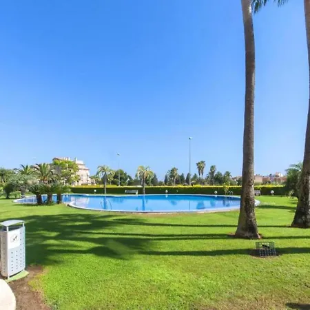 Wonderful With Pool Дом отдыха Les Deveses